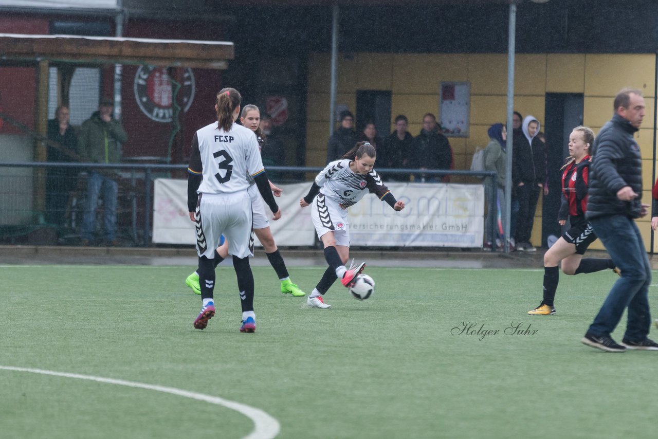 Bild 134 - B-Juniorinnen FC St.Pauli . Braedstrup IF : Ergebnis: 4:1